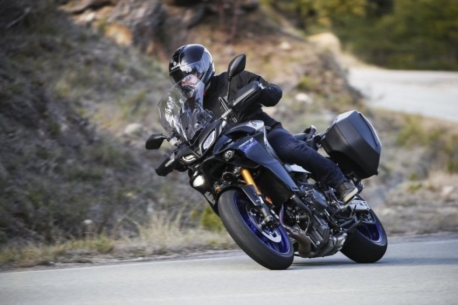 Découvrir l'Ardèche à moto, les plus belles routes en 2025